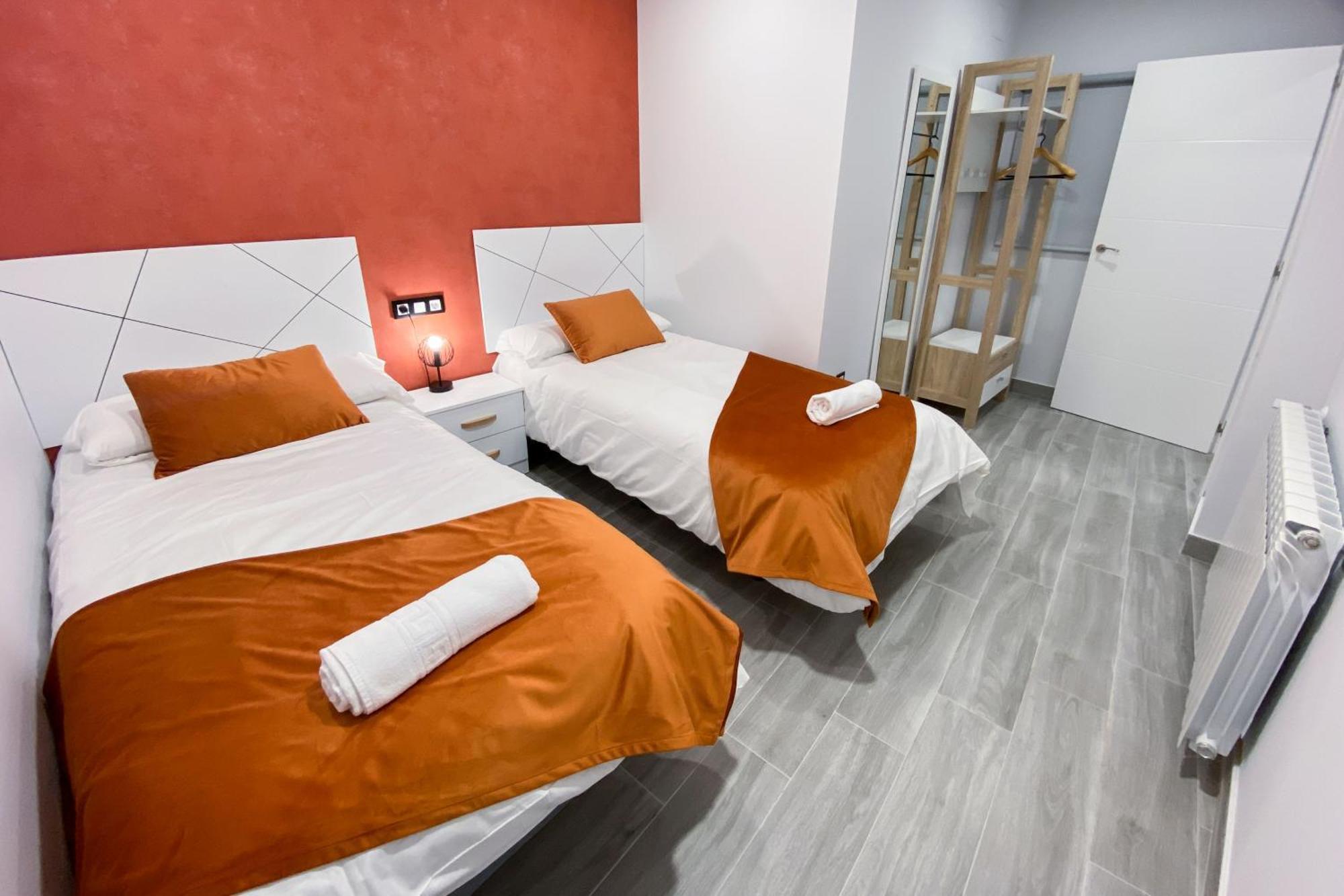 Pregonero Urban Suites - Naranja Soria Luaran gambar